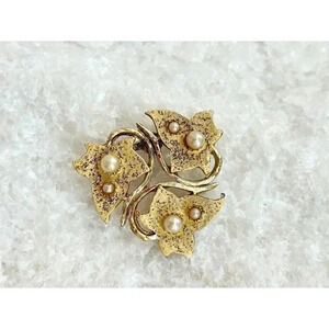 Vintage gold Toned Pearl Embellished Triple Leaf Foliage Brooch Pin
